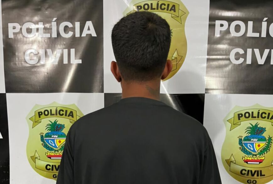 “Influencer de droga” é preso após anunciar vendas nas redes sociais, em Abadiânia